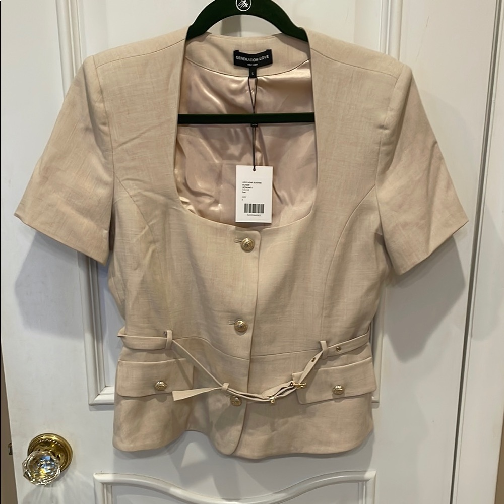 Beige Generation Love short sleeved belted blazer